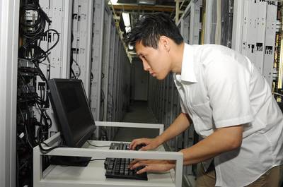 隨波前行中的逐夢(mèng)者 電信百年風(fēng)華中的企業(yè)信息化工程